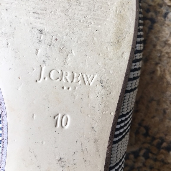EUC Women’s beautiful J. Crew flats - Picture 4 of 15